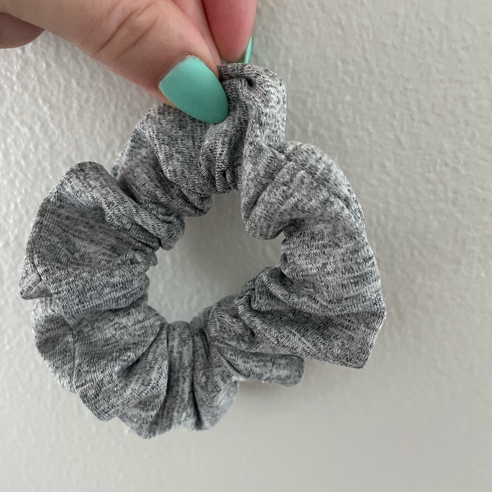 Scrunchie bundle - Picture 2 of 5